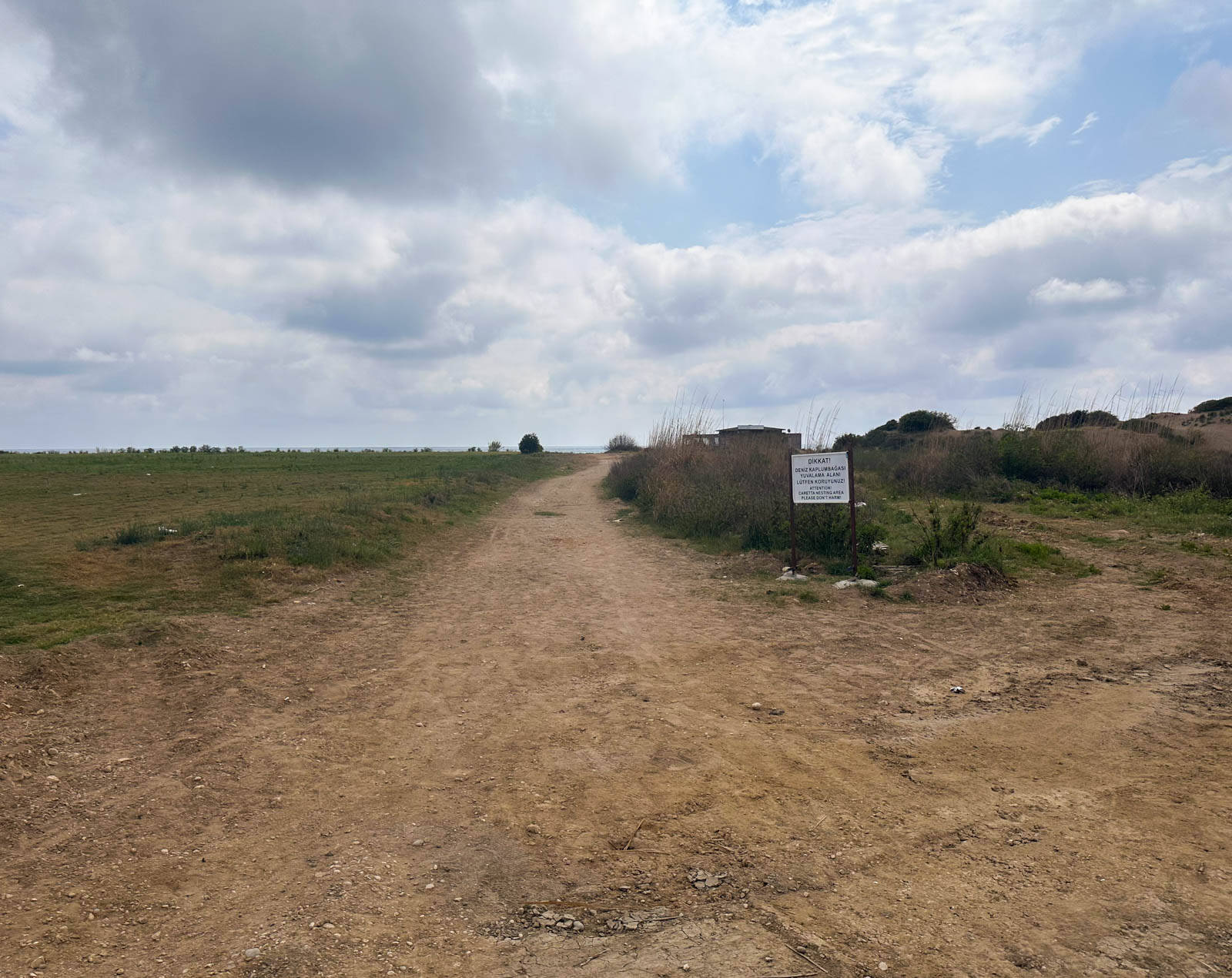 Boğazkent Halk Plajı Karavan Parkı