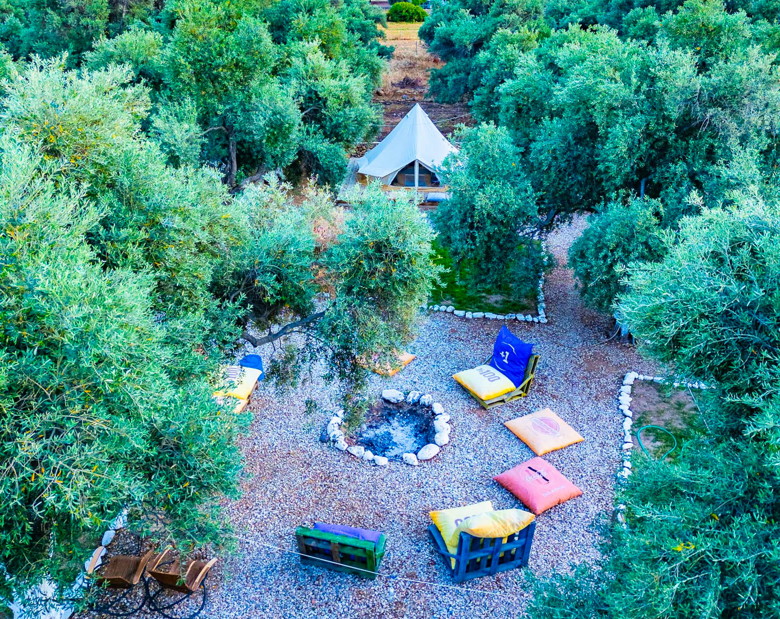 Ruina Glamping