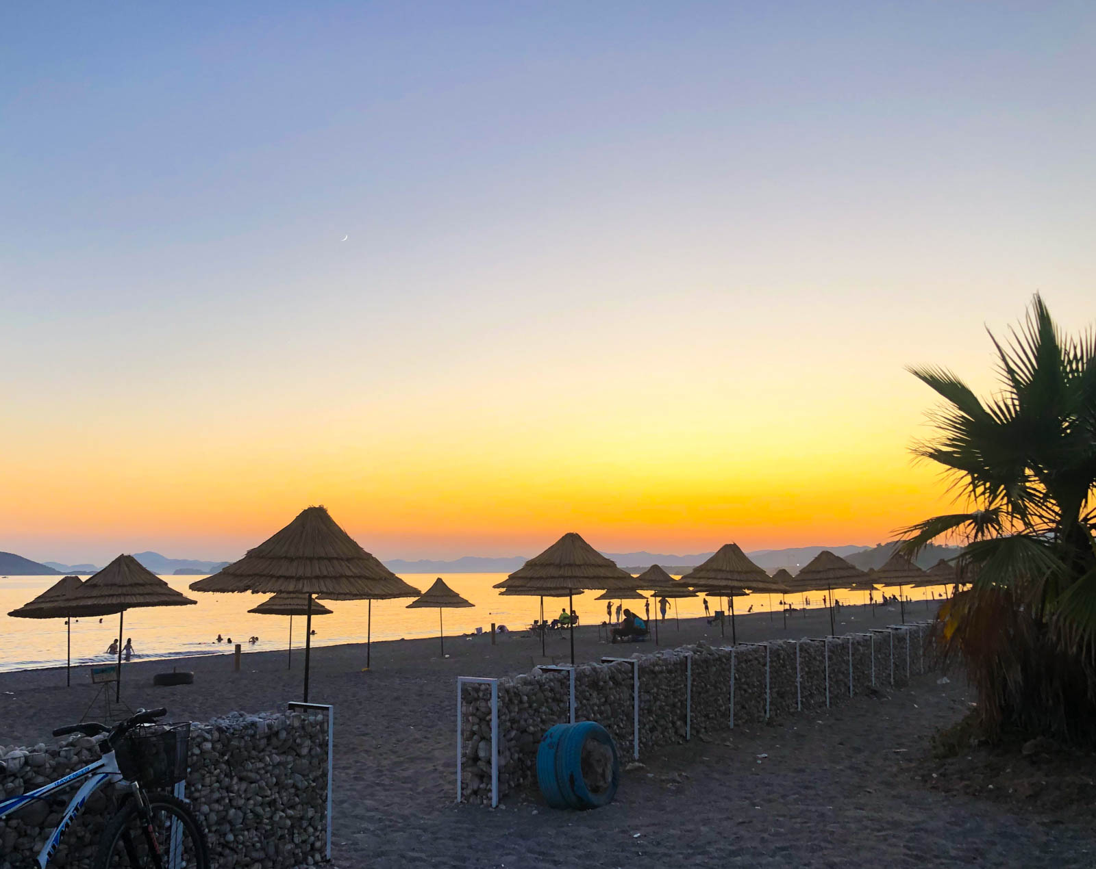 Lotus Beach Clup Camping