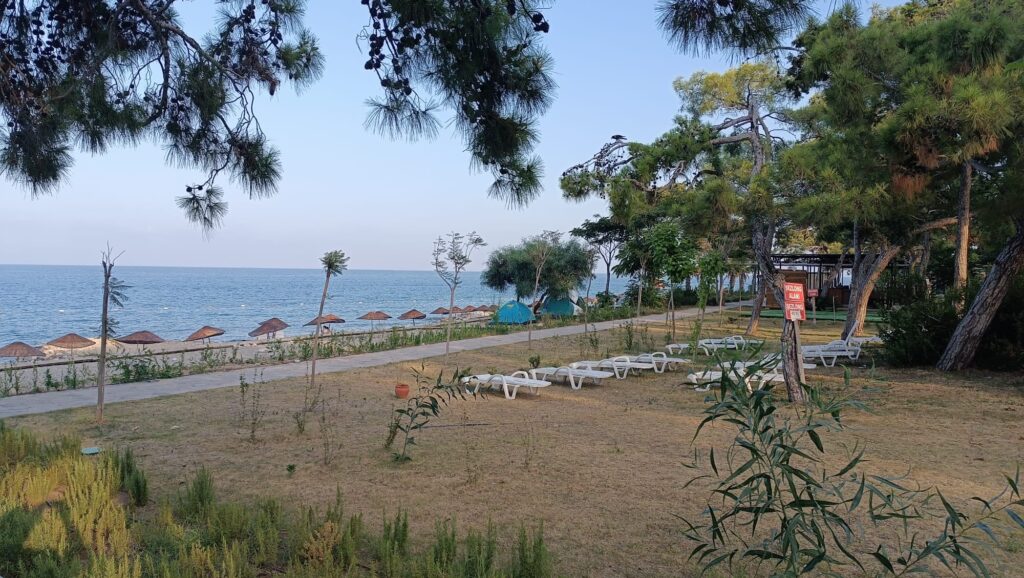 Çifte Çeşmeler Halk Plajı