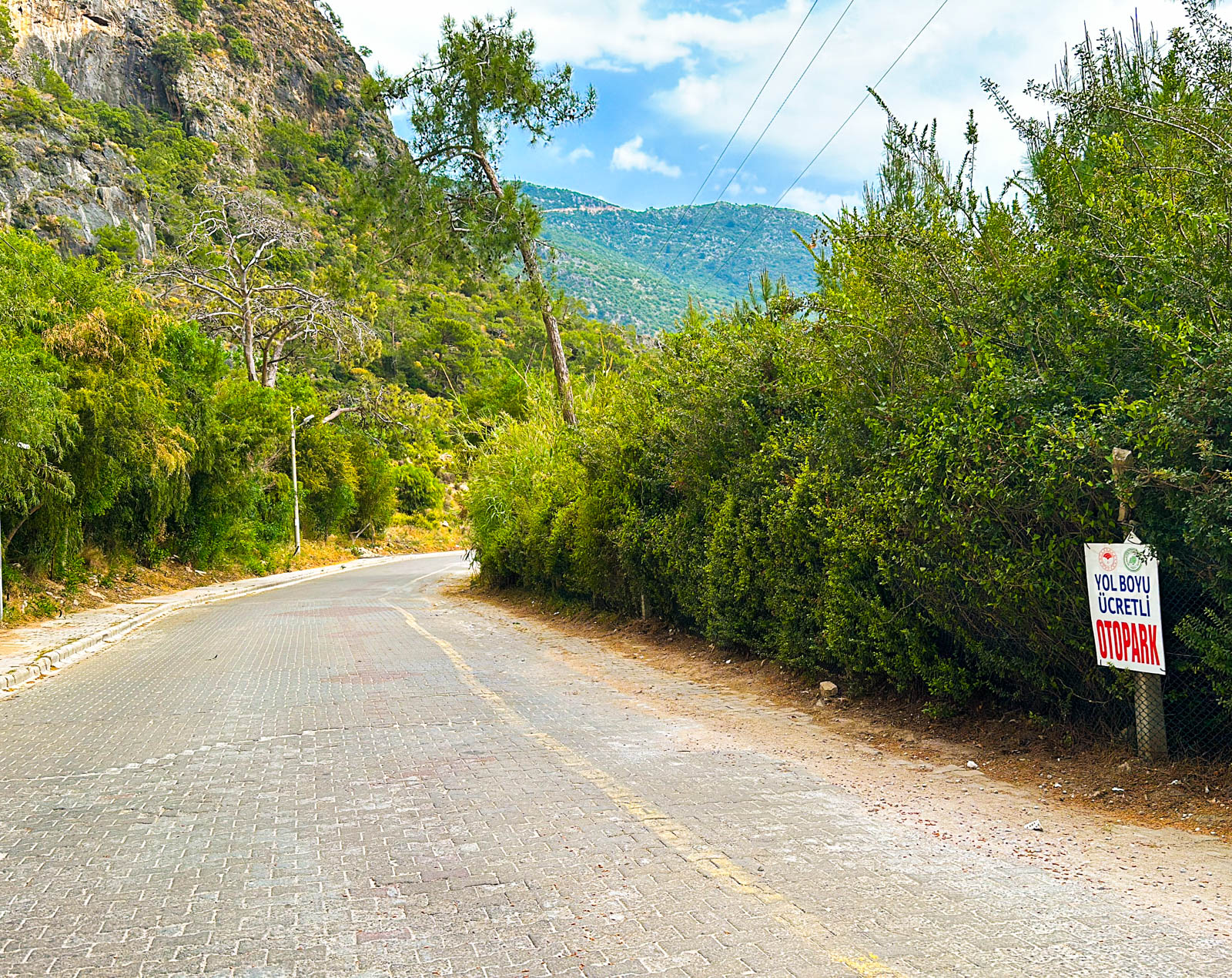 Ölüdeniz Yol Kenarı Karavan Park Alanı