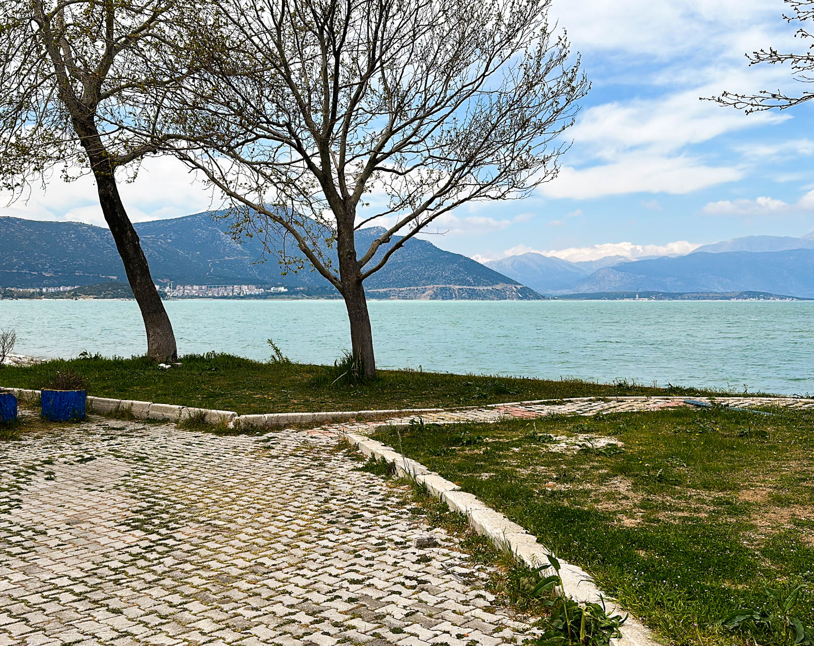 Eğirdir Belediyesi Karavan Park Alanı