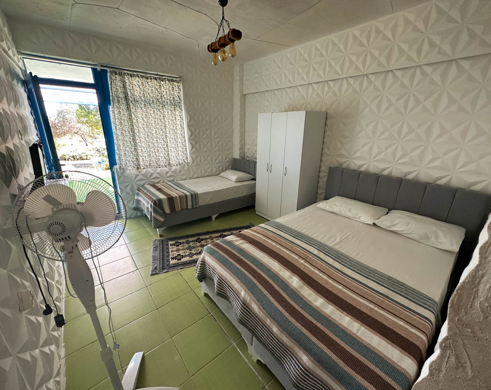 Çeşme Cennet Vadisi Kamp & Karavan