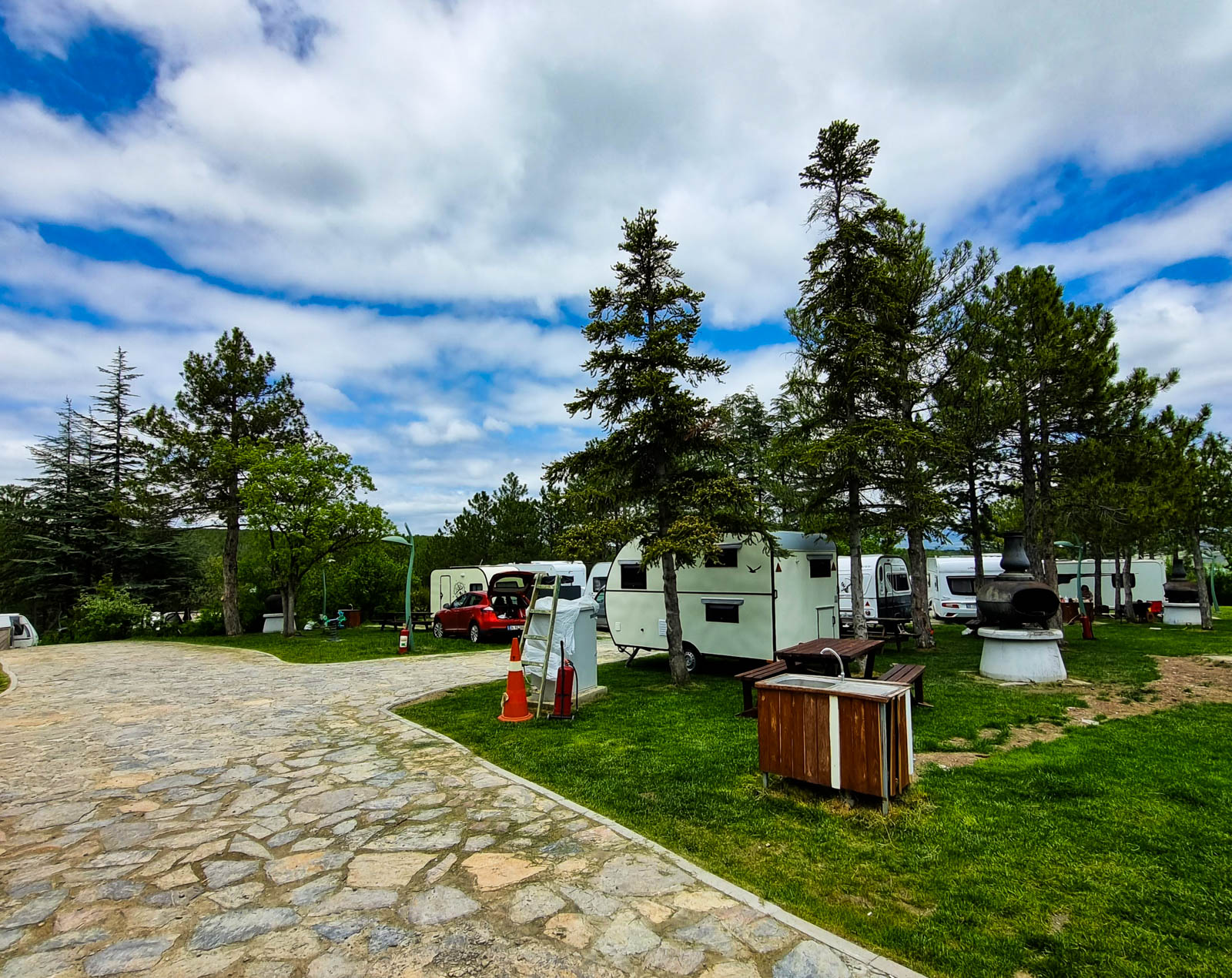 Kurtboğazı Barajı Karavan ve Kamp Alanı