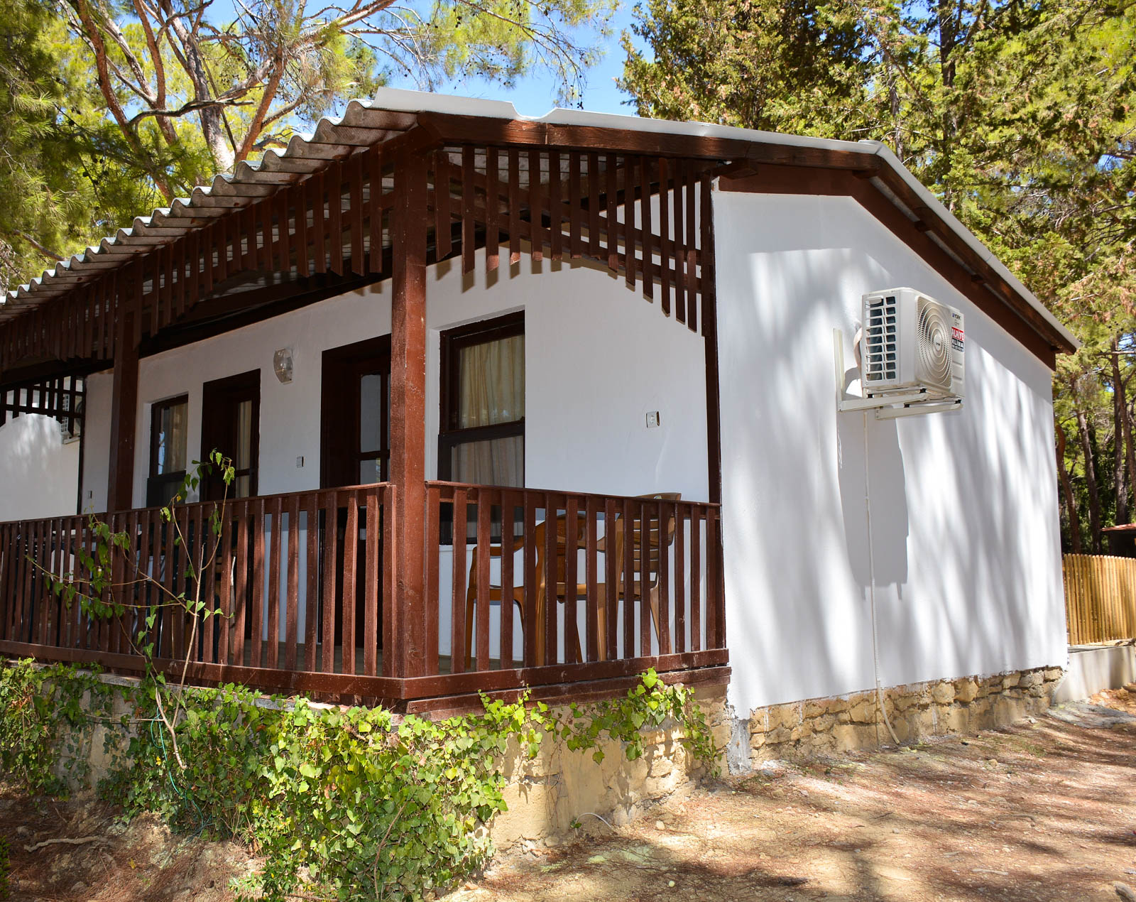 Mutlu Tatil Köyü