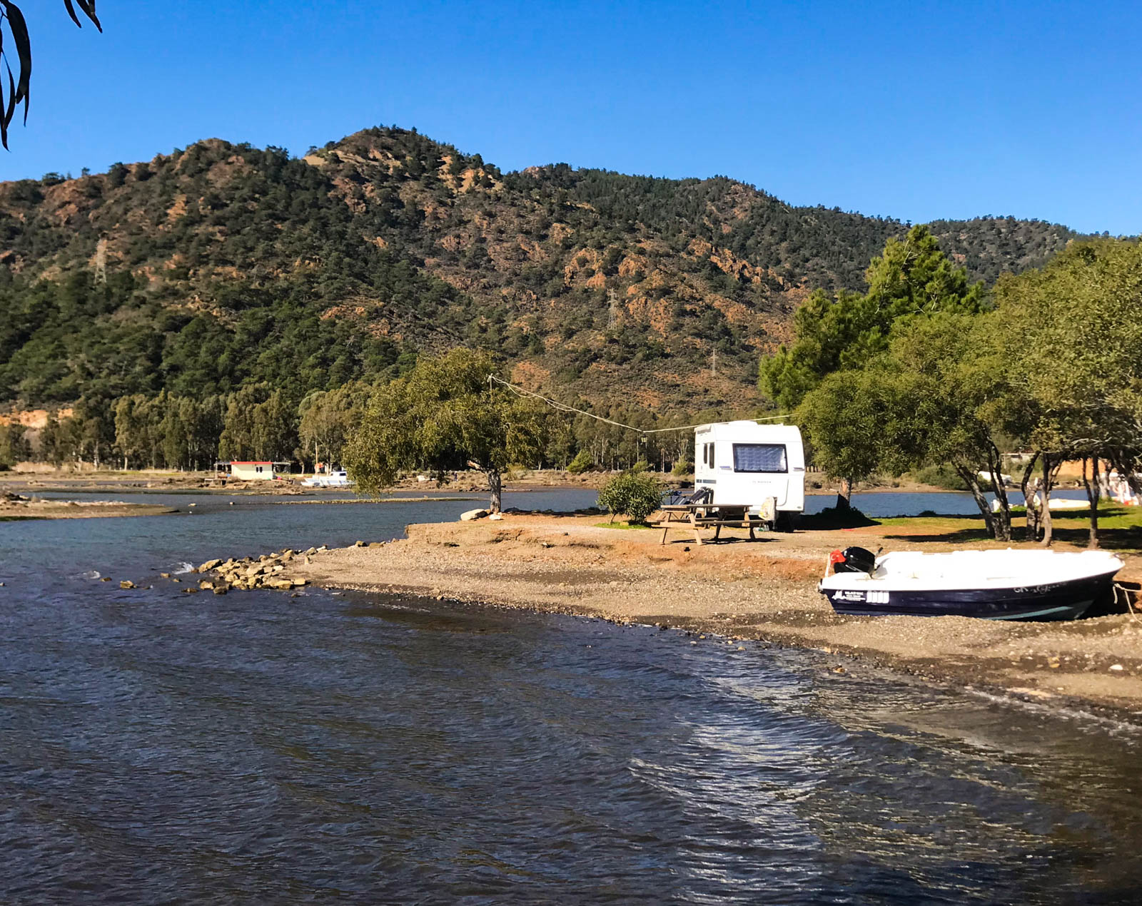 Çatlak Camping