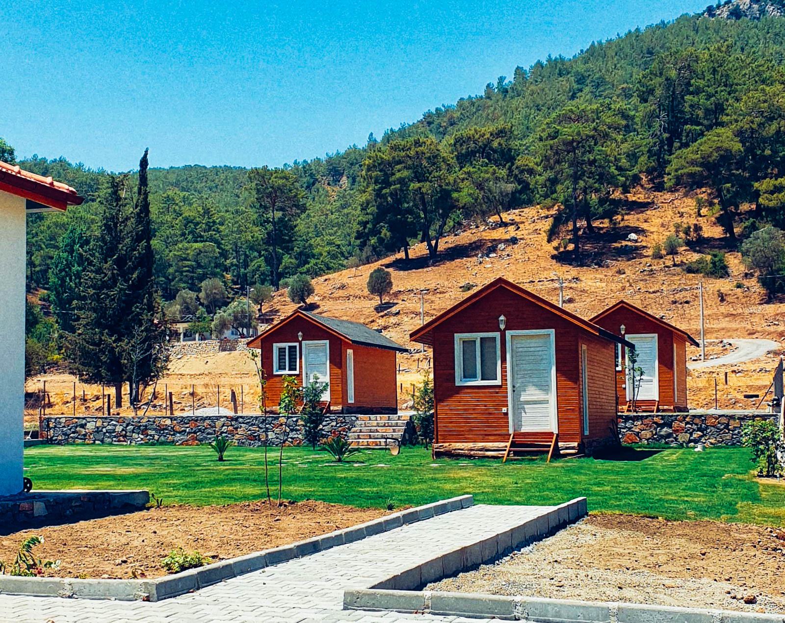 Kovan Bungalow & Villa