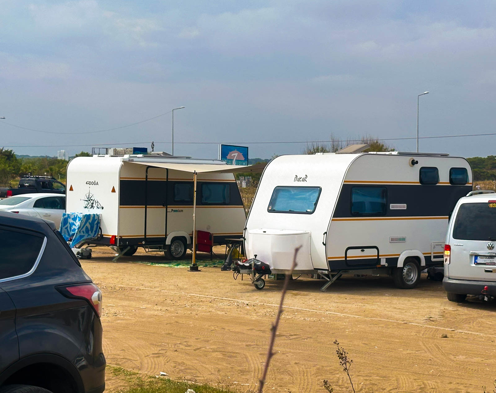 Lara Ücretsiz Karavan Park