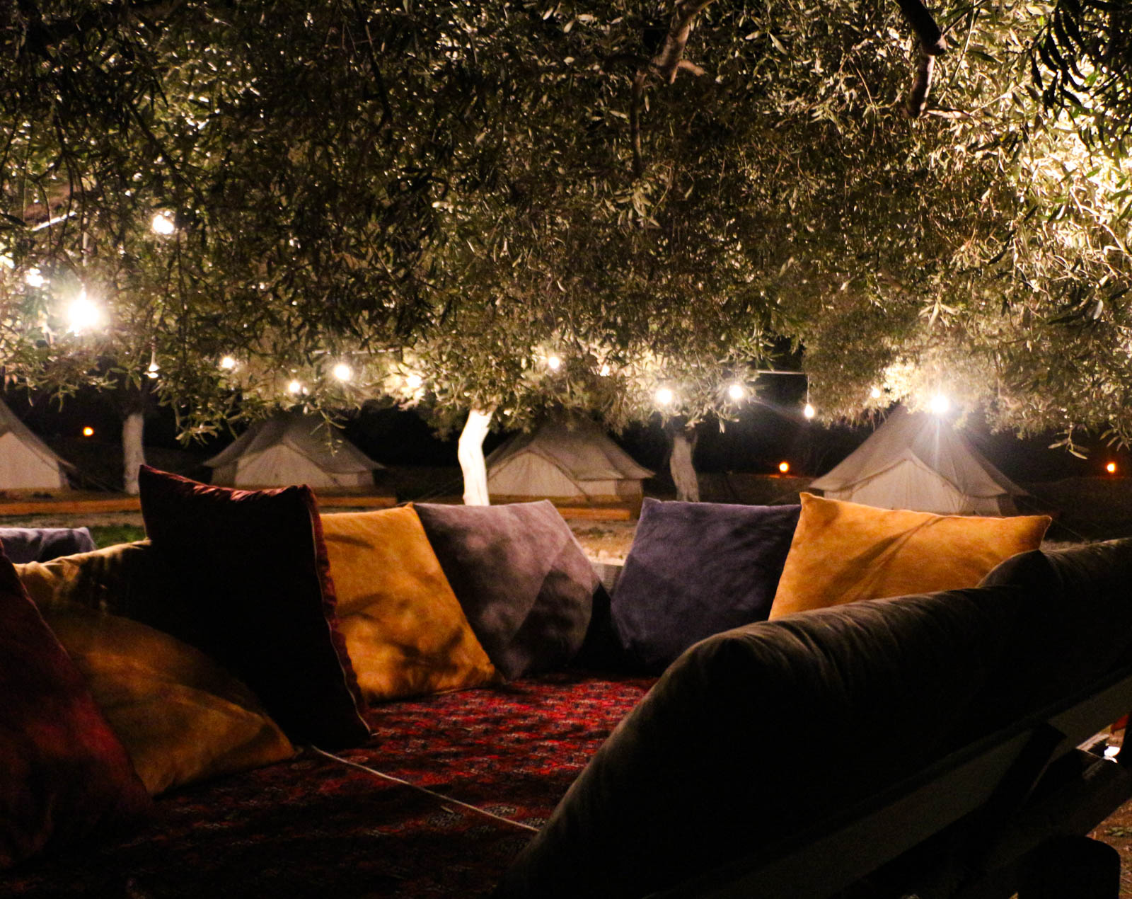 Ruina Glamping