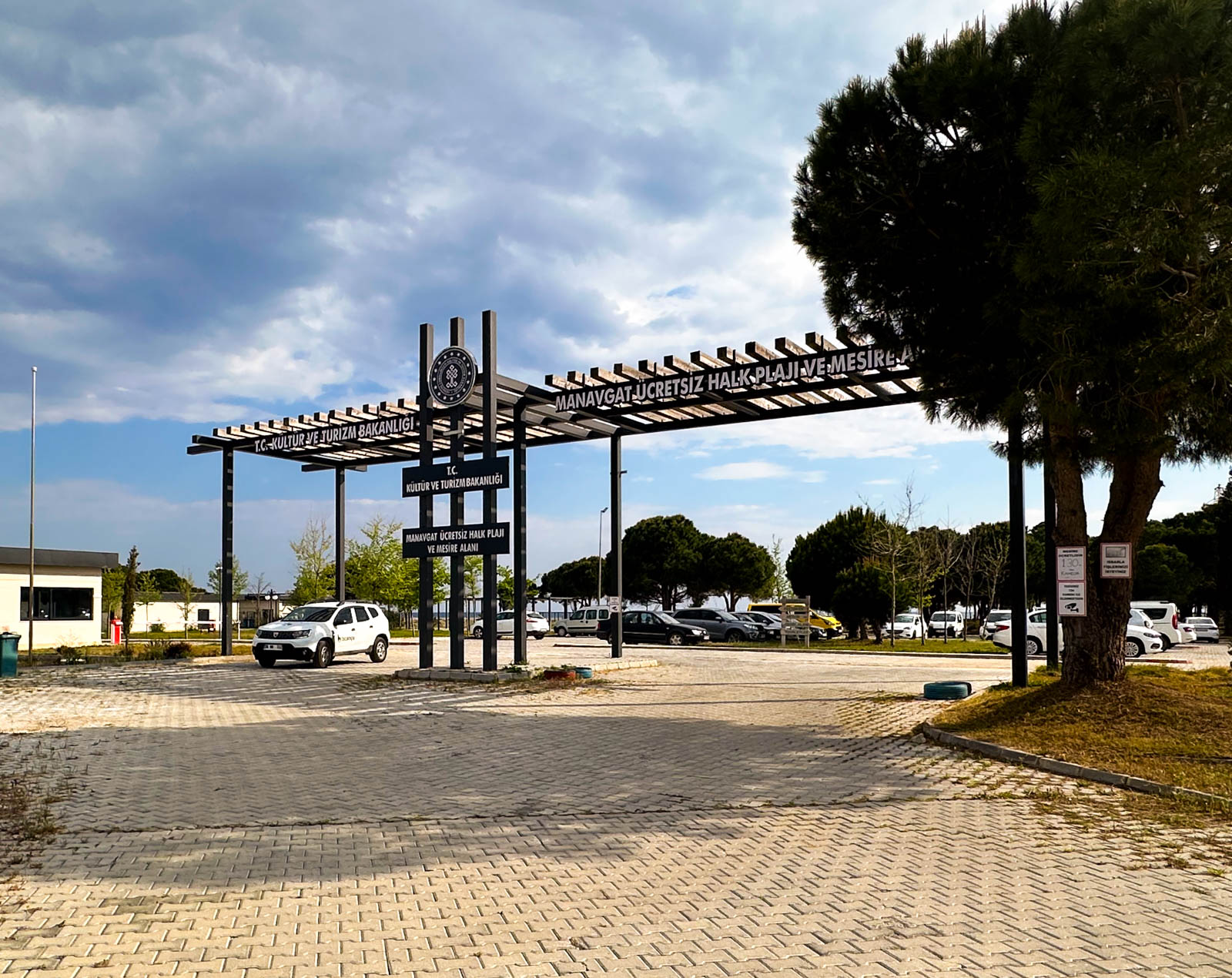 Manavgat Kızılağaç Halk Plajı Kamp Alanı