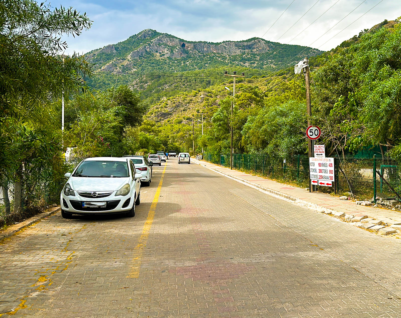 Ölüdeniz Yol Kenarı Karavan Park Alanı