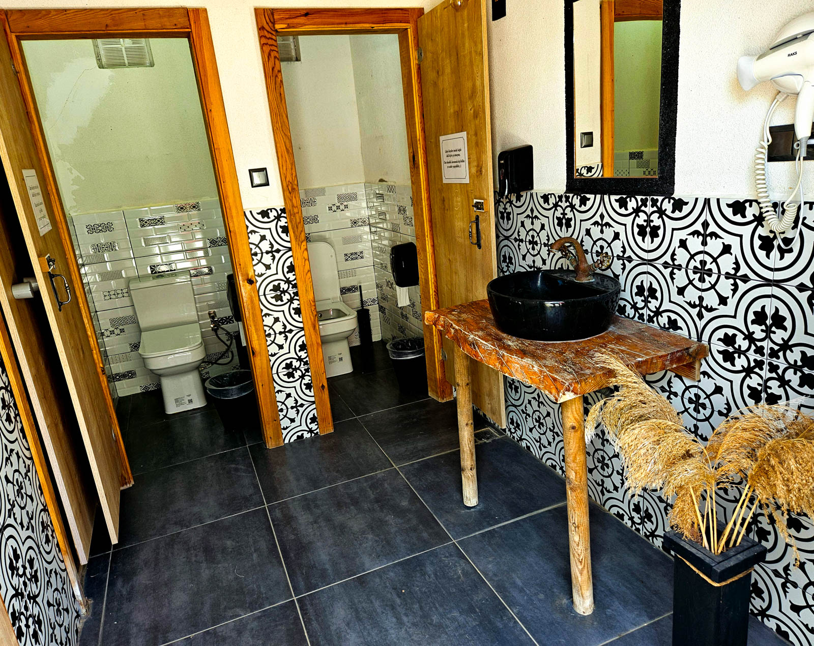 Ruina Glamping