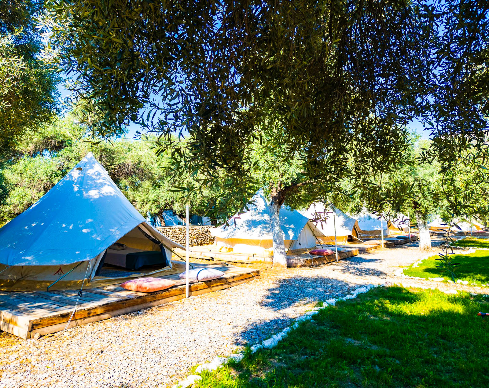 Ruina Glamping