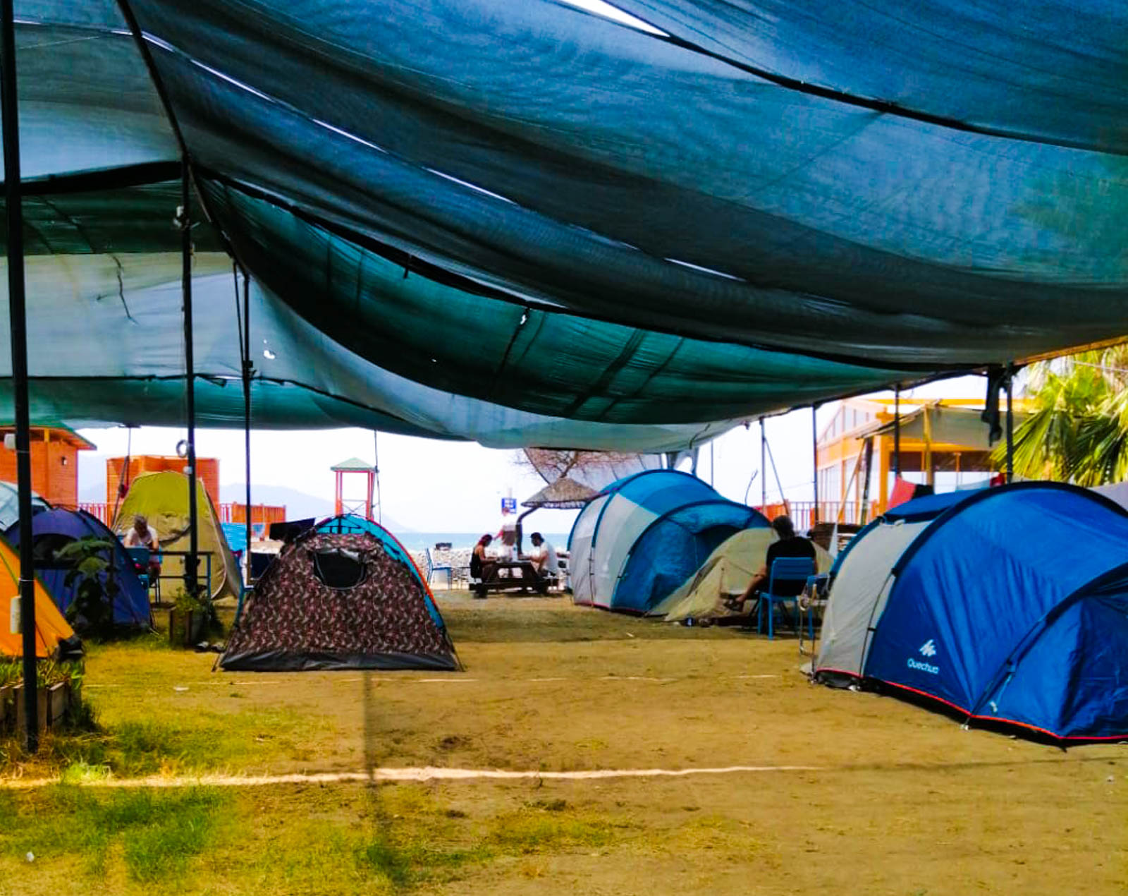 Leon Beach Camping