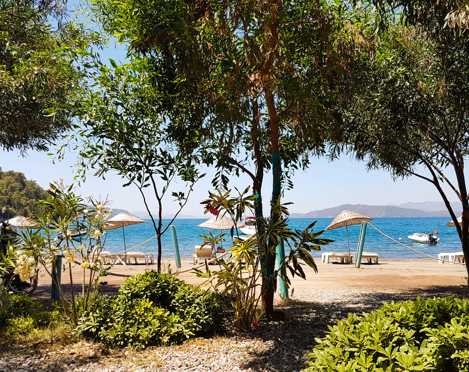 İliman Restoran Camping Beach